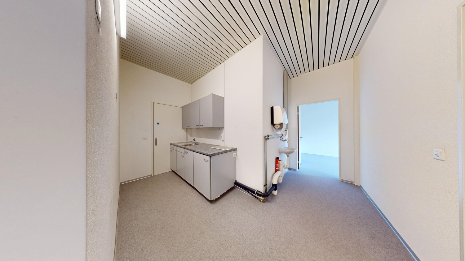 235m² commerciale