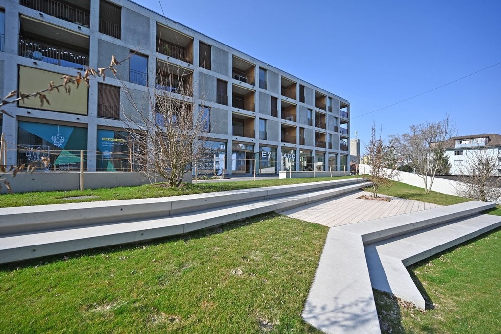 56m² commercial