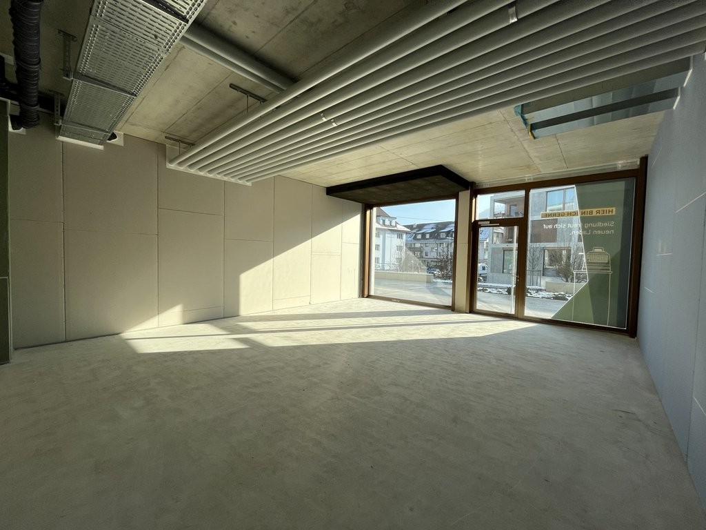 56m² commercial