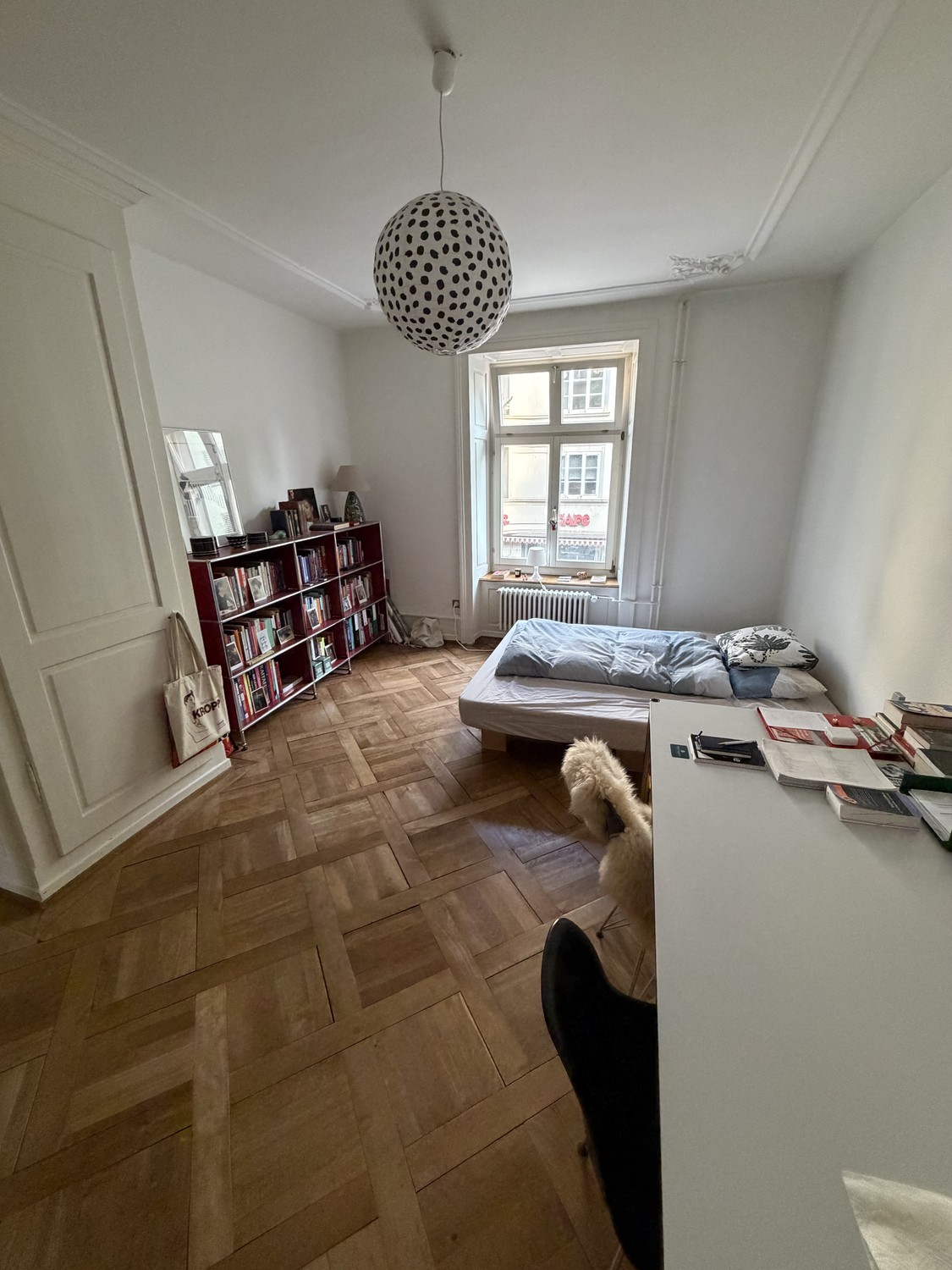 Room in a shared flat, Foto 1 von 3
