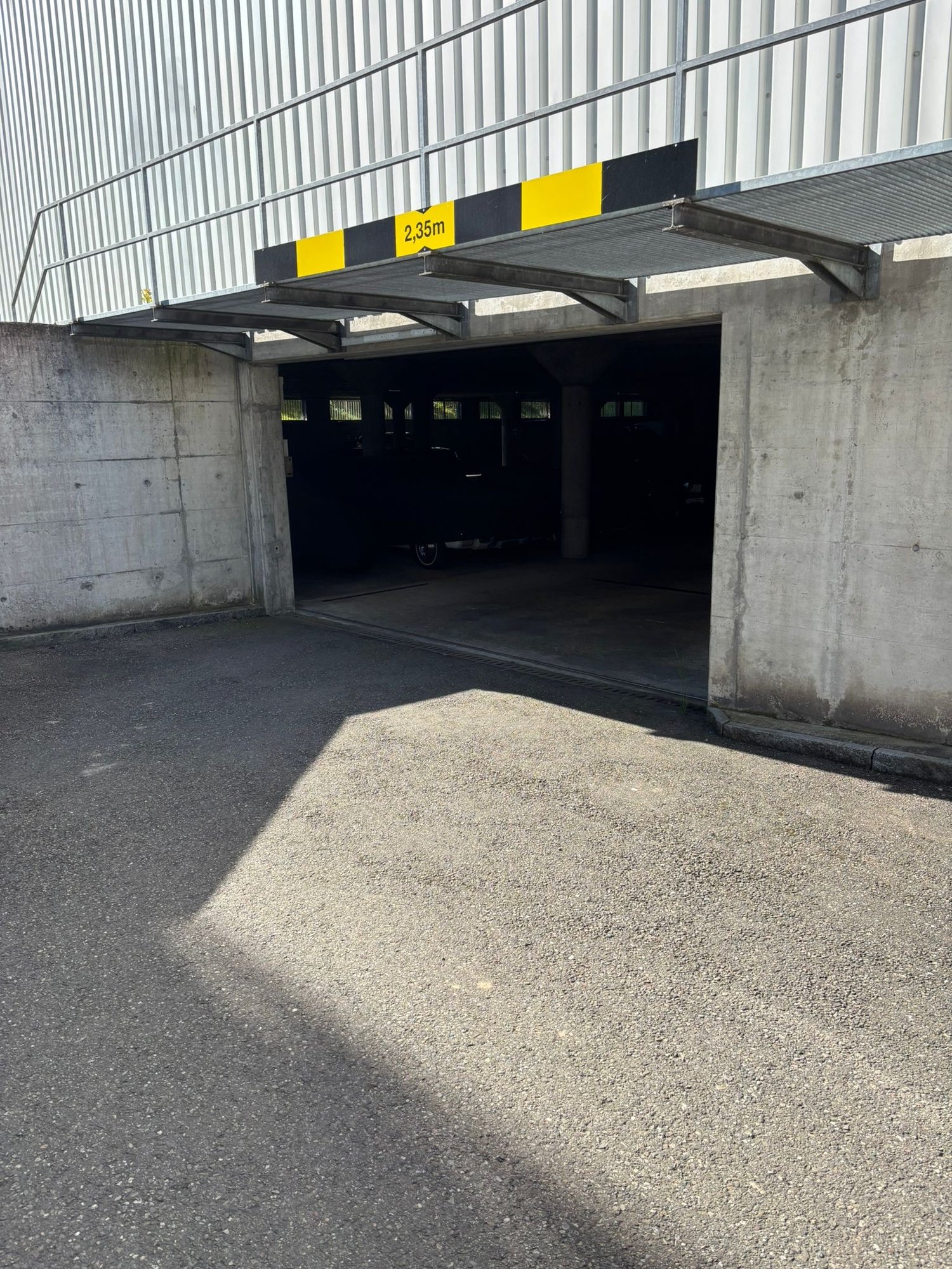 Open slot, Foto 1 von 5
