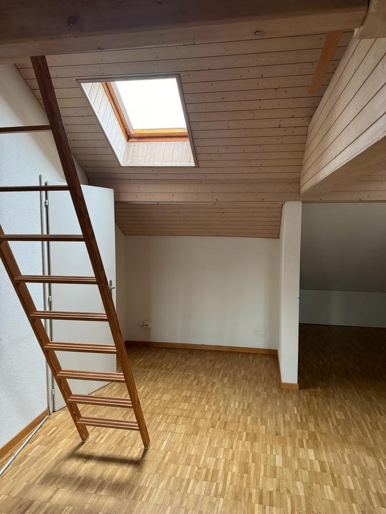 98m² commercial