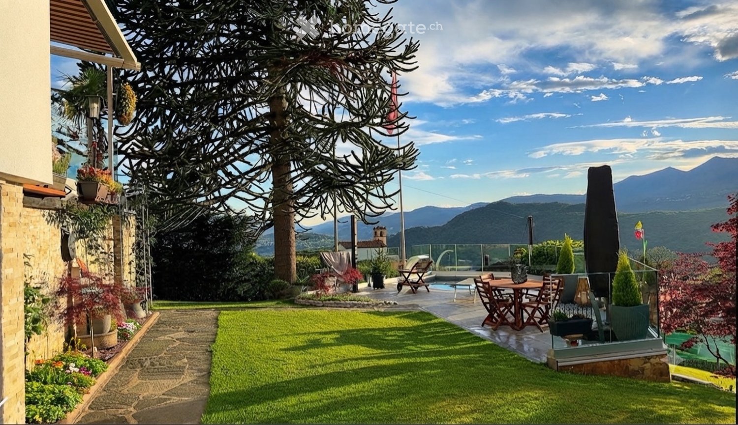 6 Zimmer Einfamilienhaus, Foto 1 von 5