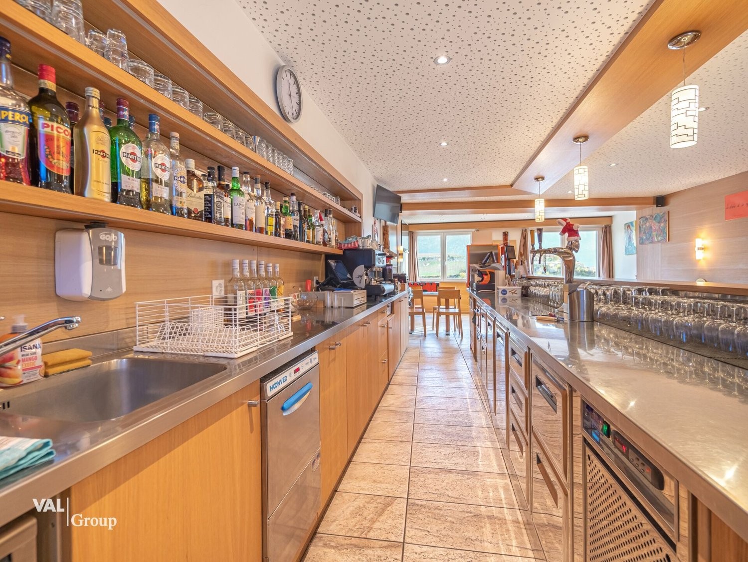 98m² Laden