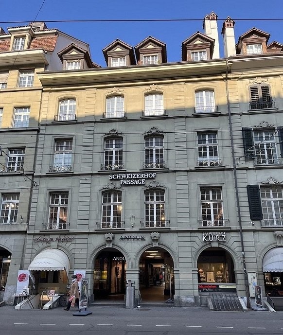 74m² commercial, Foto 1 von 5