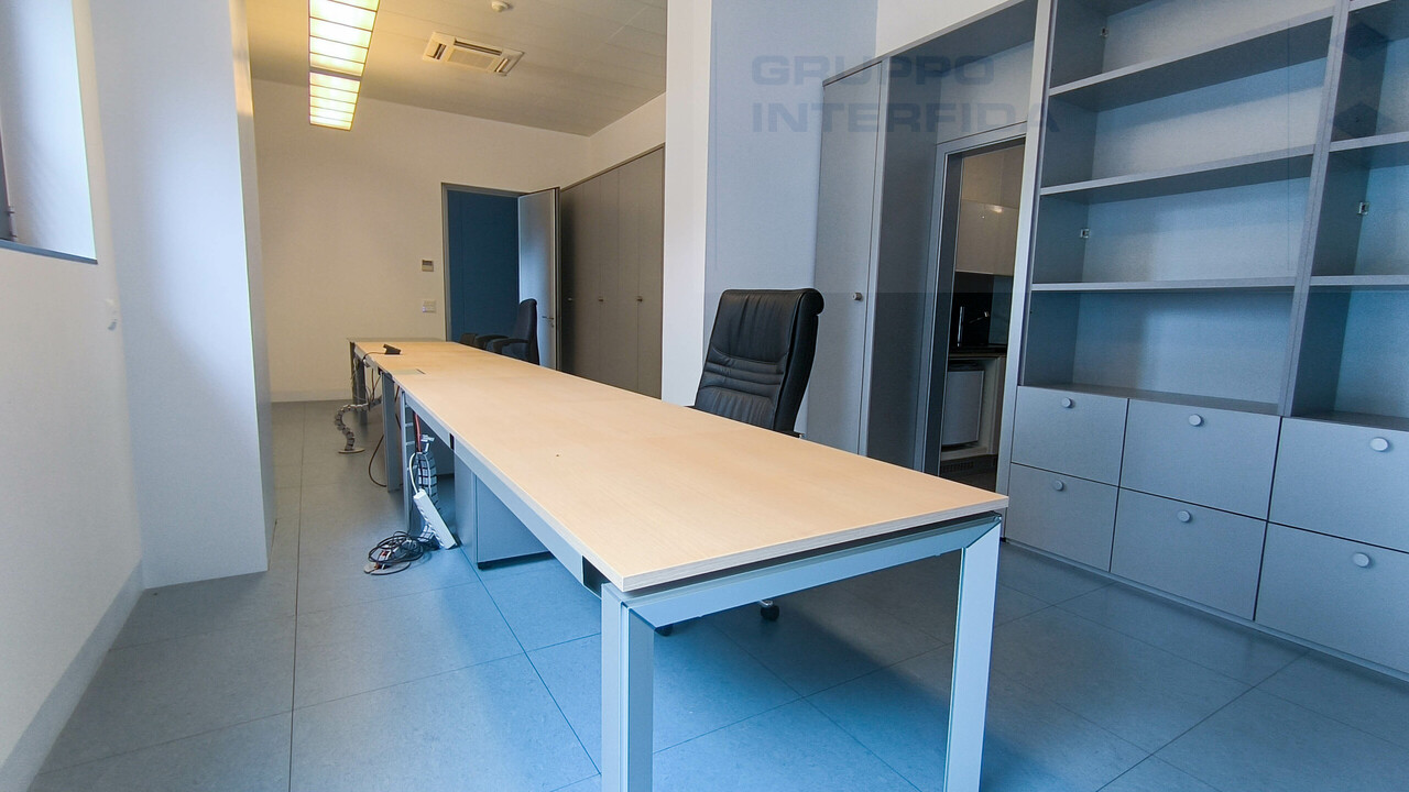 Büro