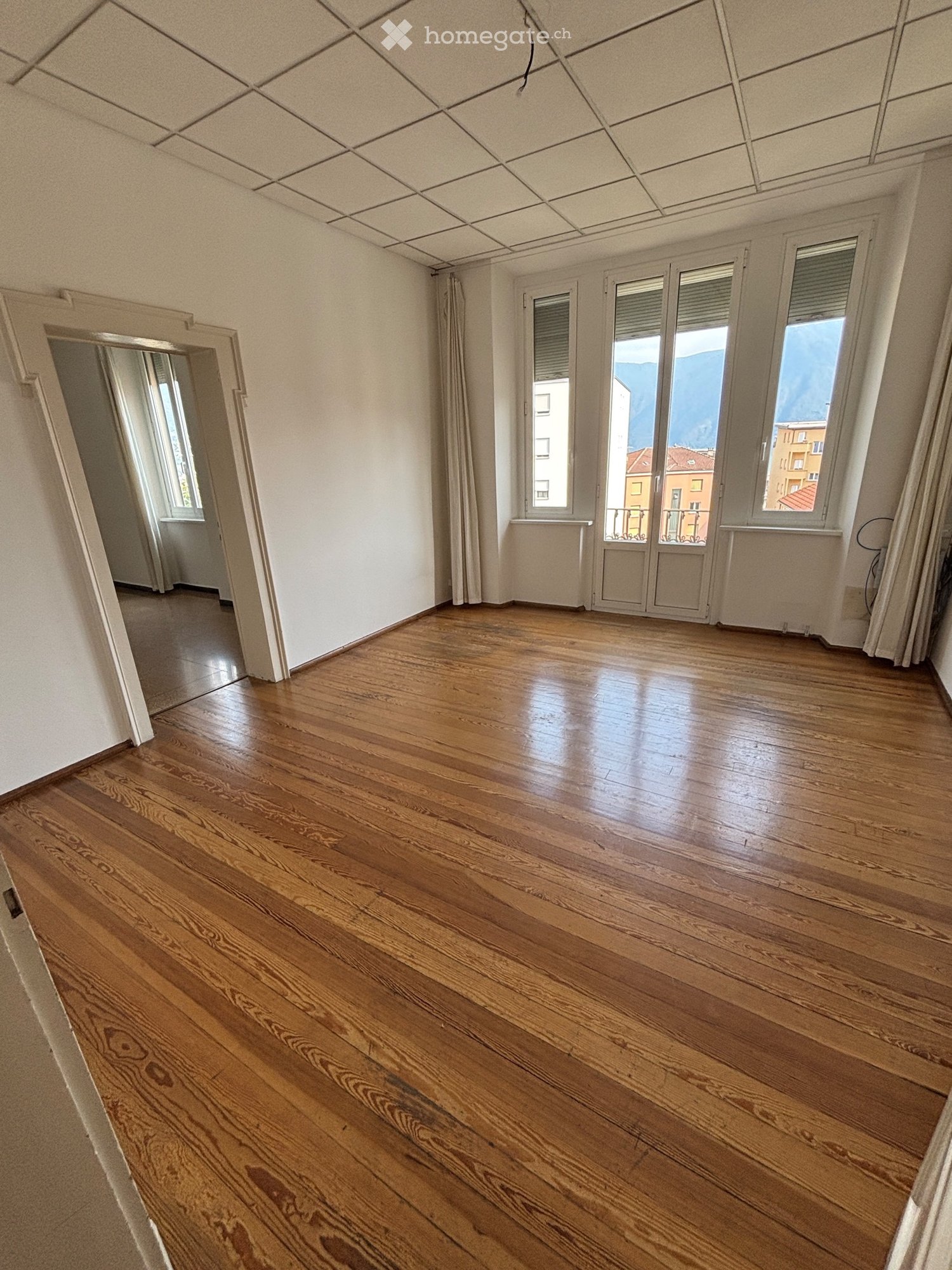 6 Zimmer Wohnung, Foto 3 von 10