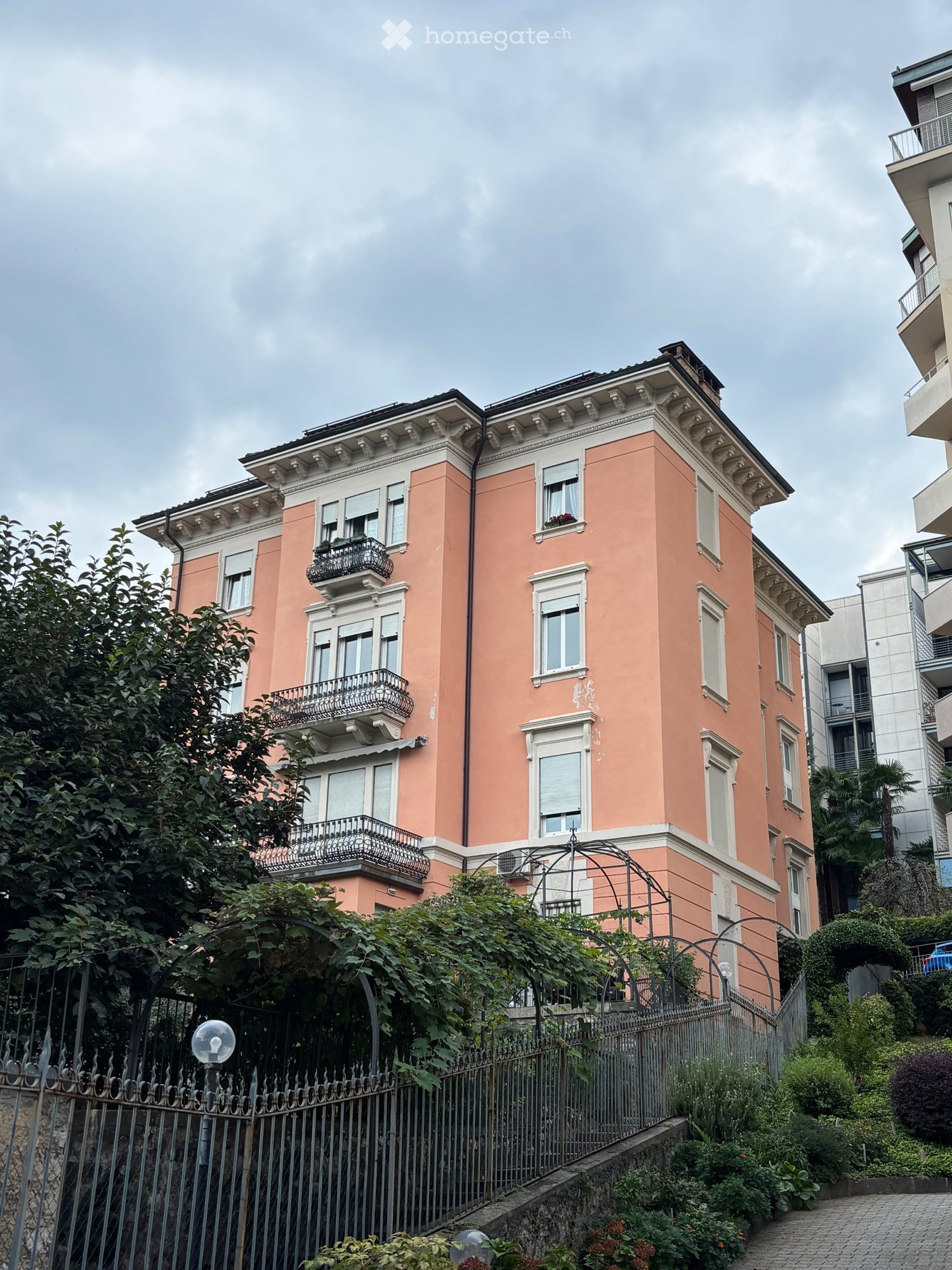 6 Zimmer Wohnung, Foto 2 von 10