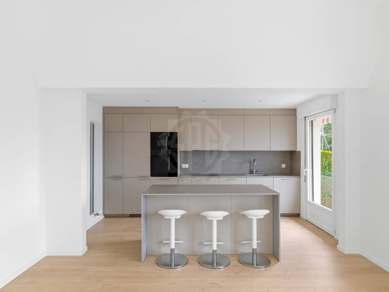 10 rooms single house, photo 3 of 10