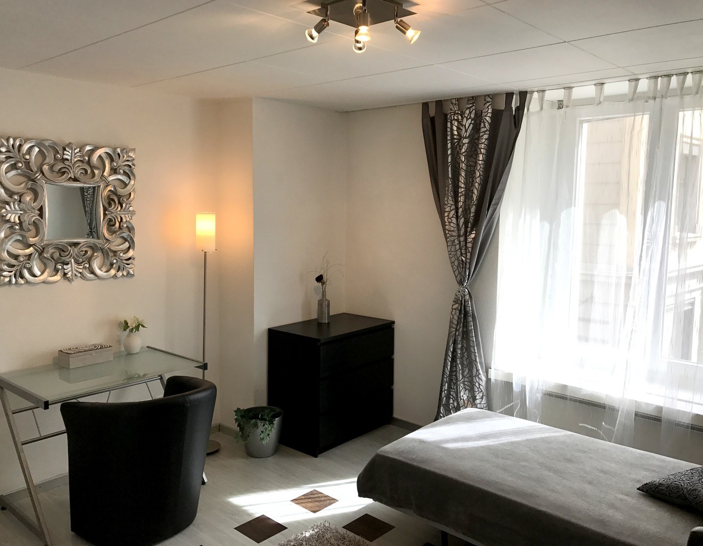 1 room apartment, Foto 1 von 5
