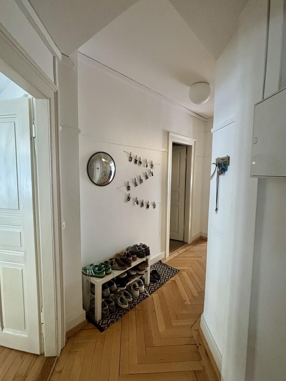 Chambre dans un appartement partagé