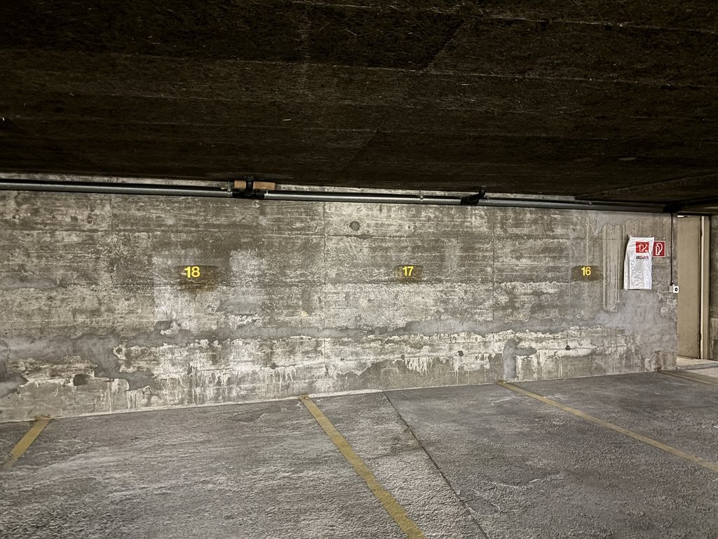 Underground slot