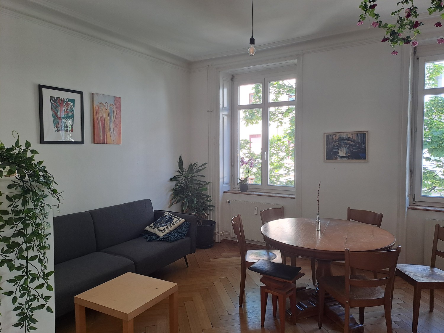 Chambre dans un appartement partagé