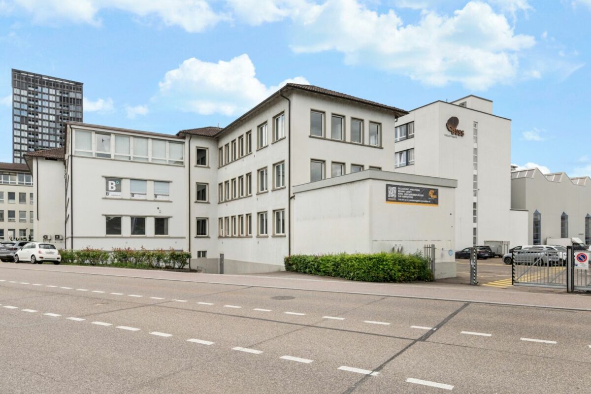 388m² commercial, Foto 1 von 10