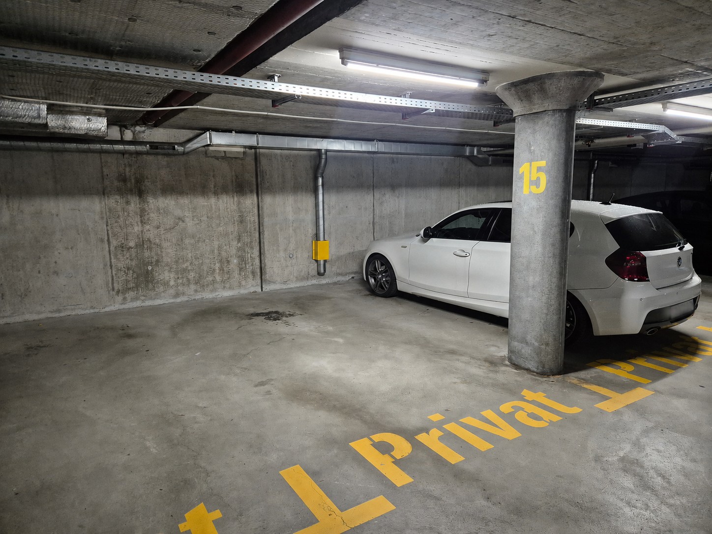Emplacement ouvert de 11m²