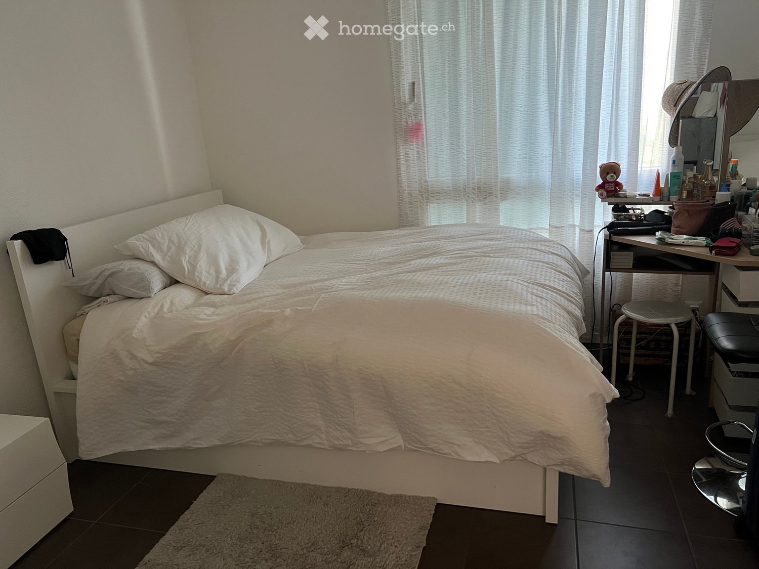 1 room single room