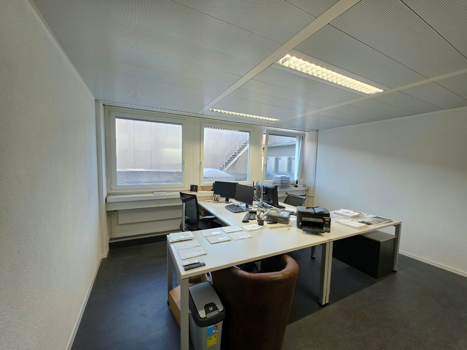 36m² office
