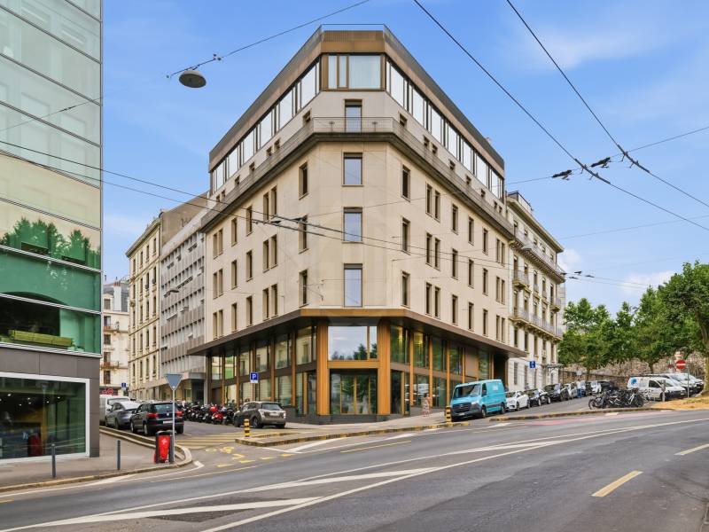 330m² Büro, Foto 1 von 10