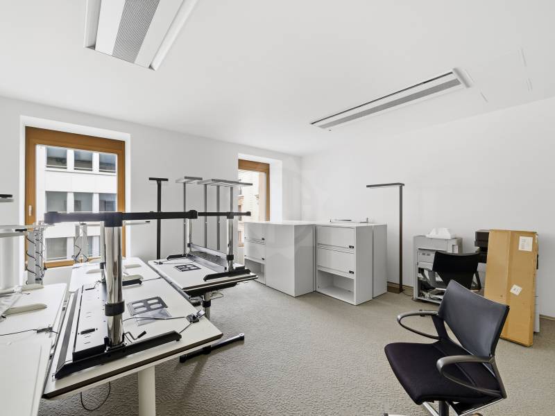 330m² Büro, Foto 10 von 10