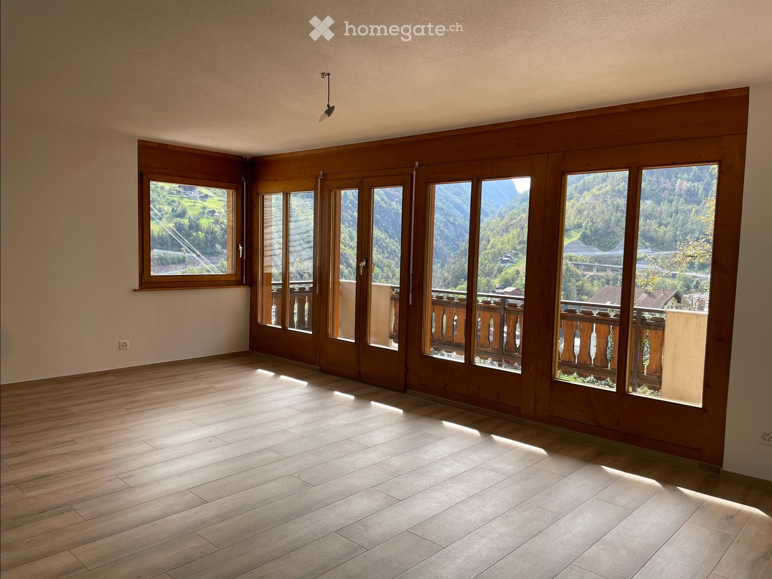 5 rooms apartment
