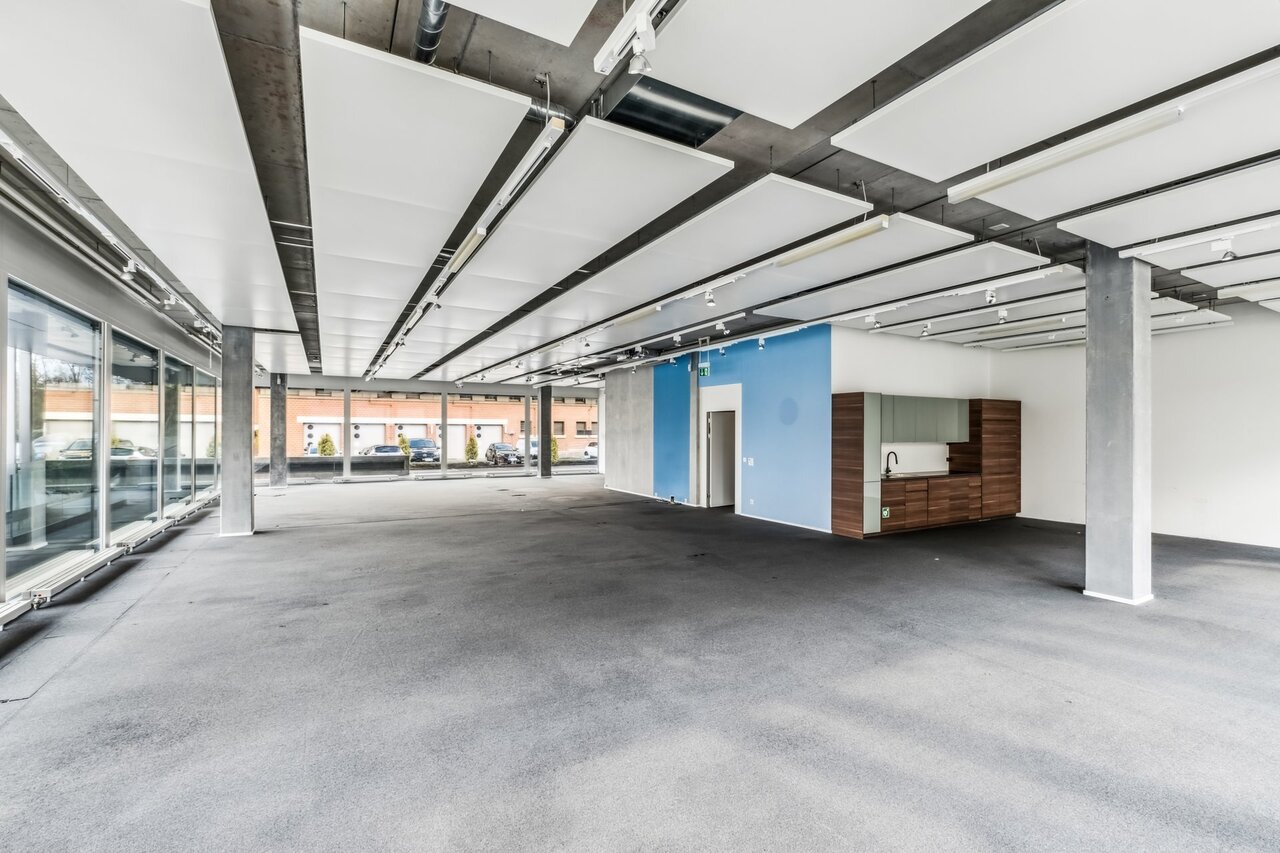 272m² office, Foto 2 von 6