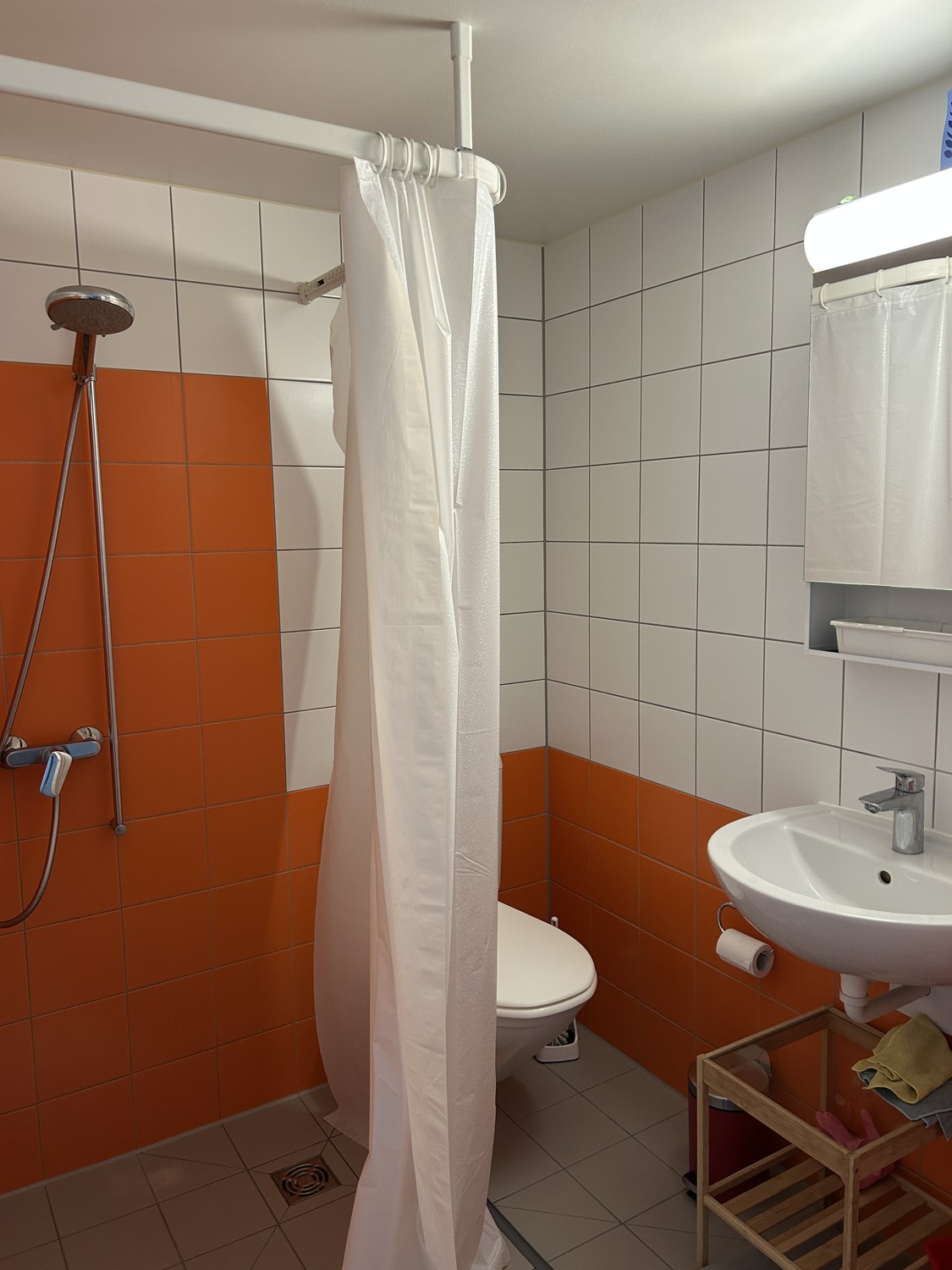 Room in a shared flat, Foto 2 von 2