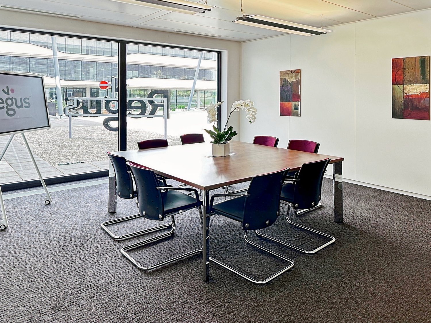 Office, photo 10 of 10
