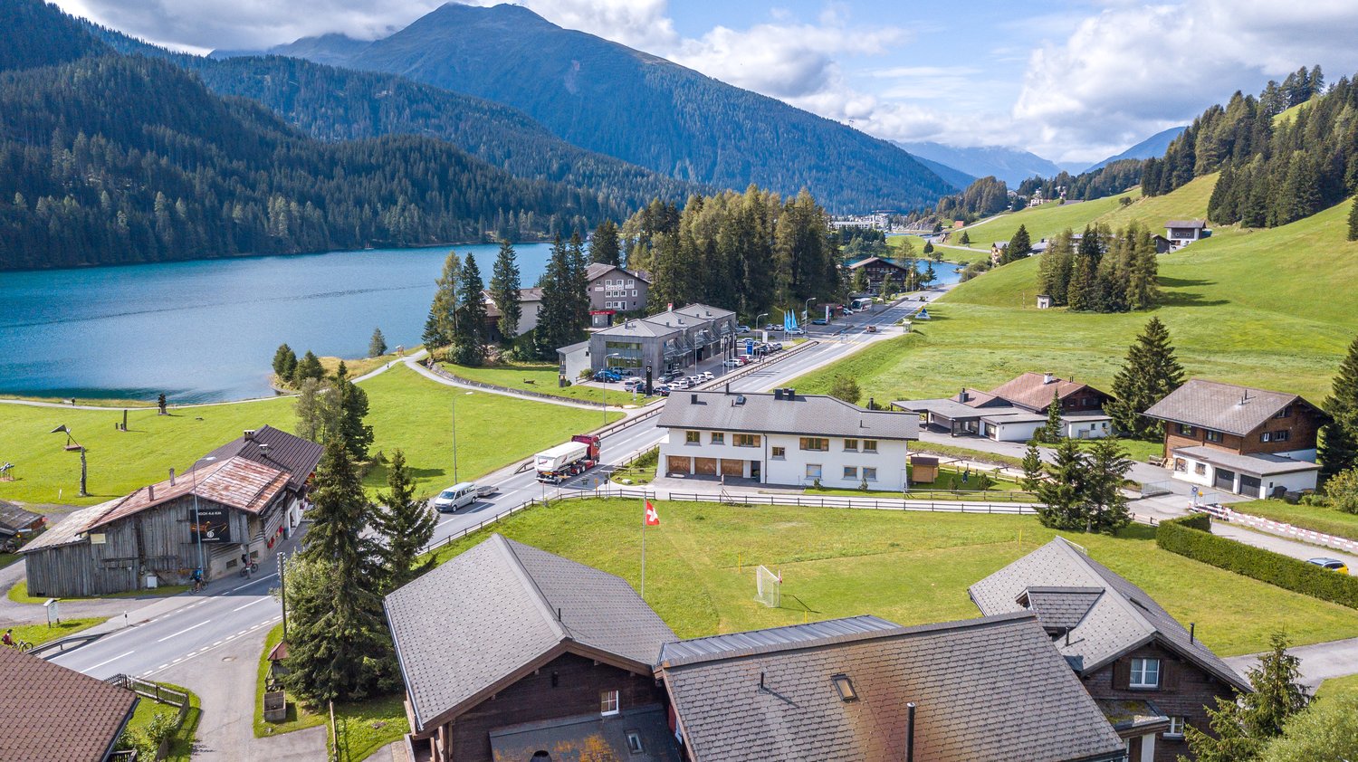 19 rooms chalet, Foto 3 von 10