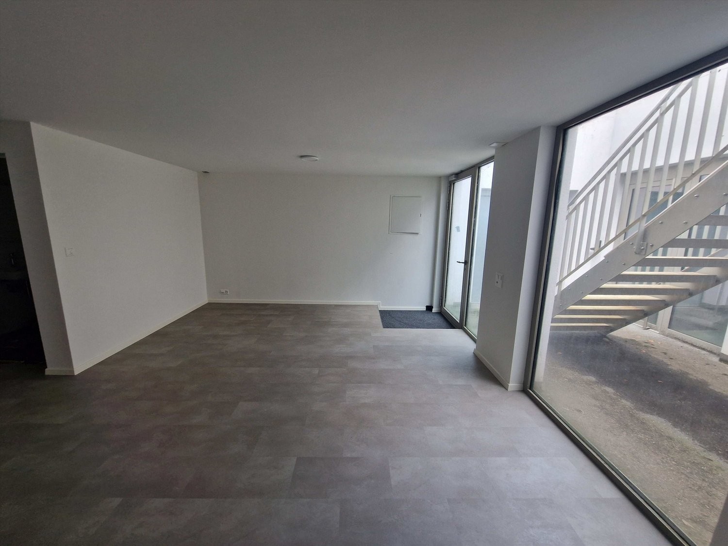 85m² hobby room