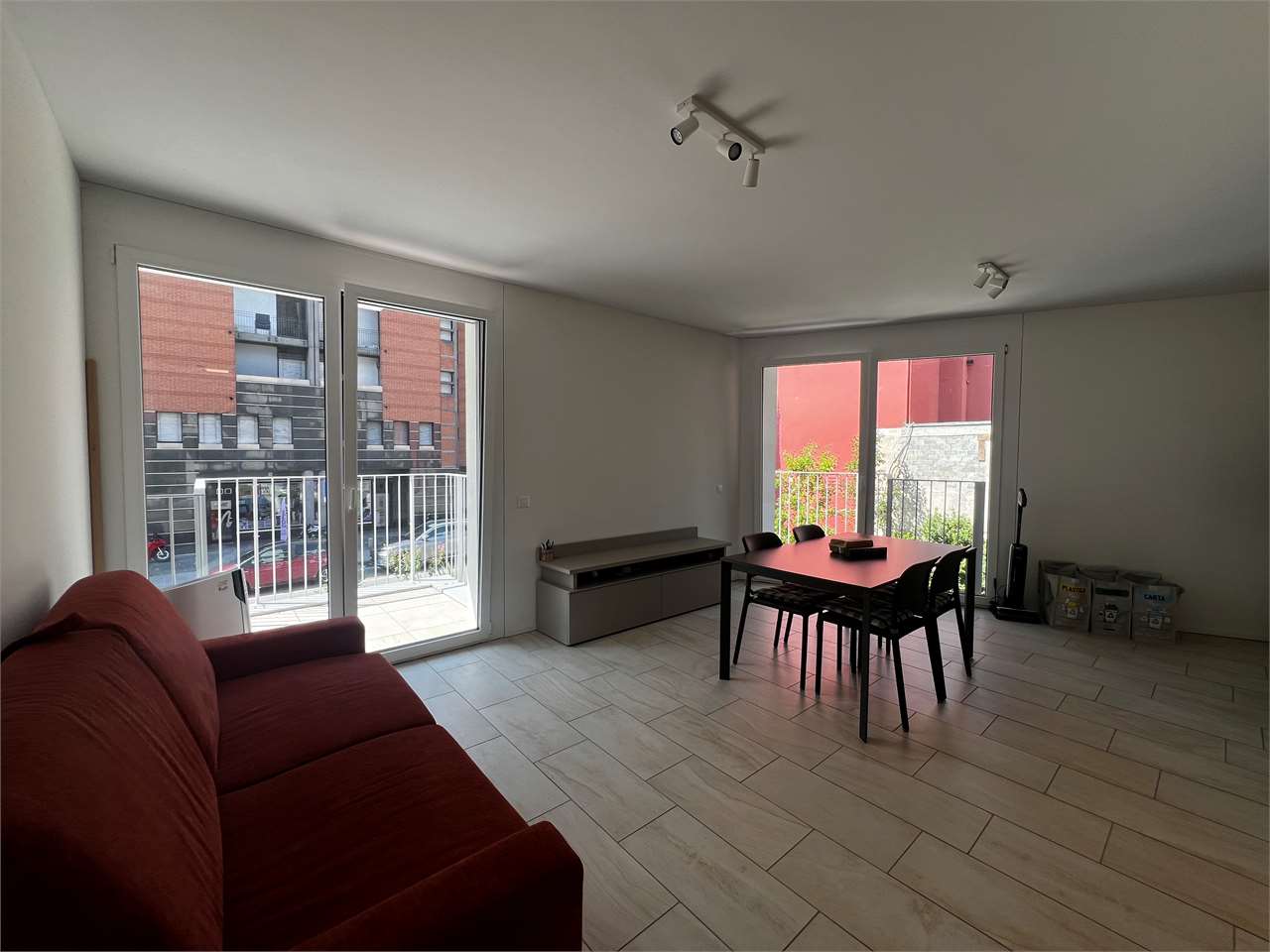 2 ½ Zimmer möblierte Wohnung, Foto 2 von 8