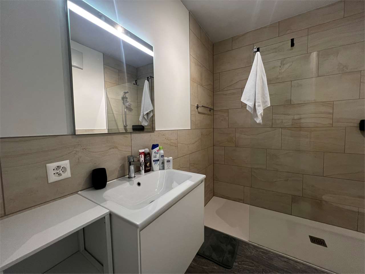 2 ½ Zimmer möblierte Wohnung, Foto 7 von 8