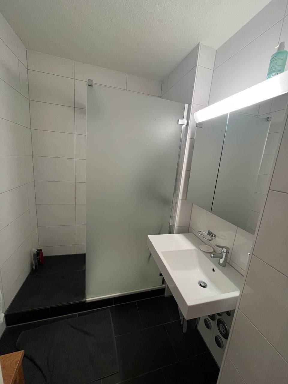 Zimmer in einer Wohngemeinschaft, Foto 3 von 5