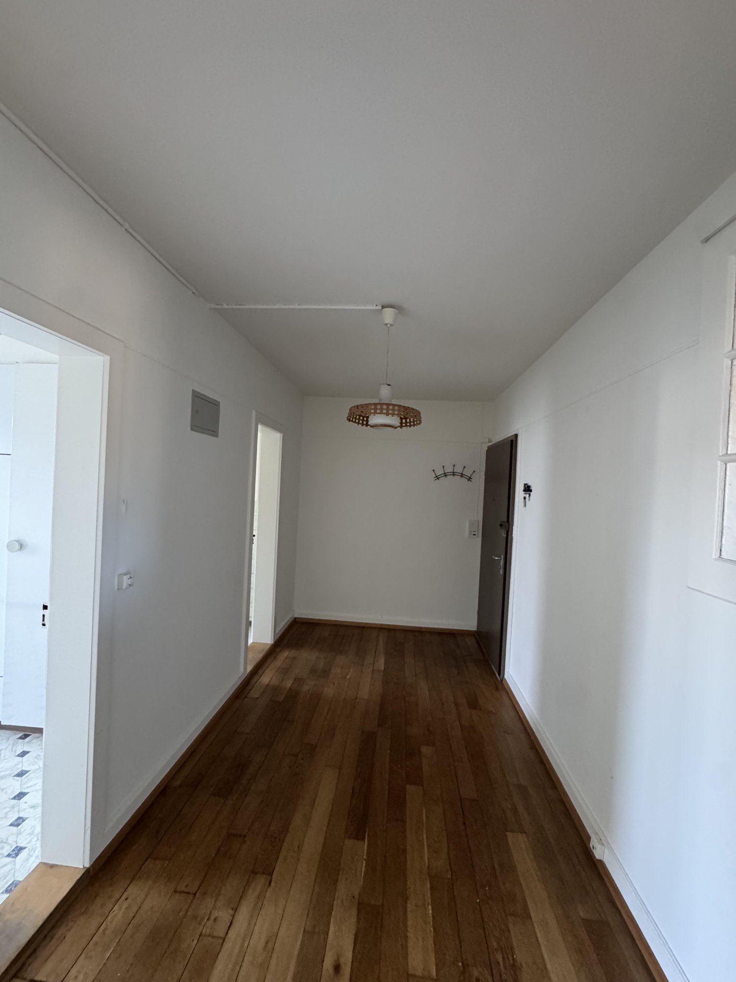 3 rooms apartment, Foto 1 von 7
