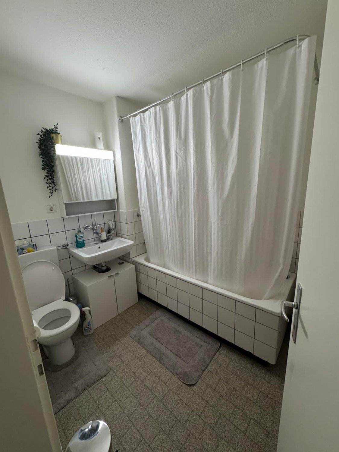 Room in a shared flat, Foto 4 von 4